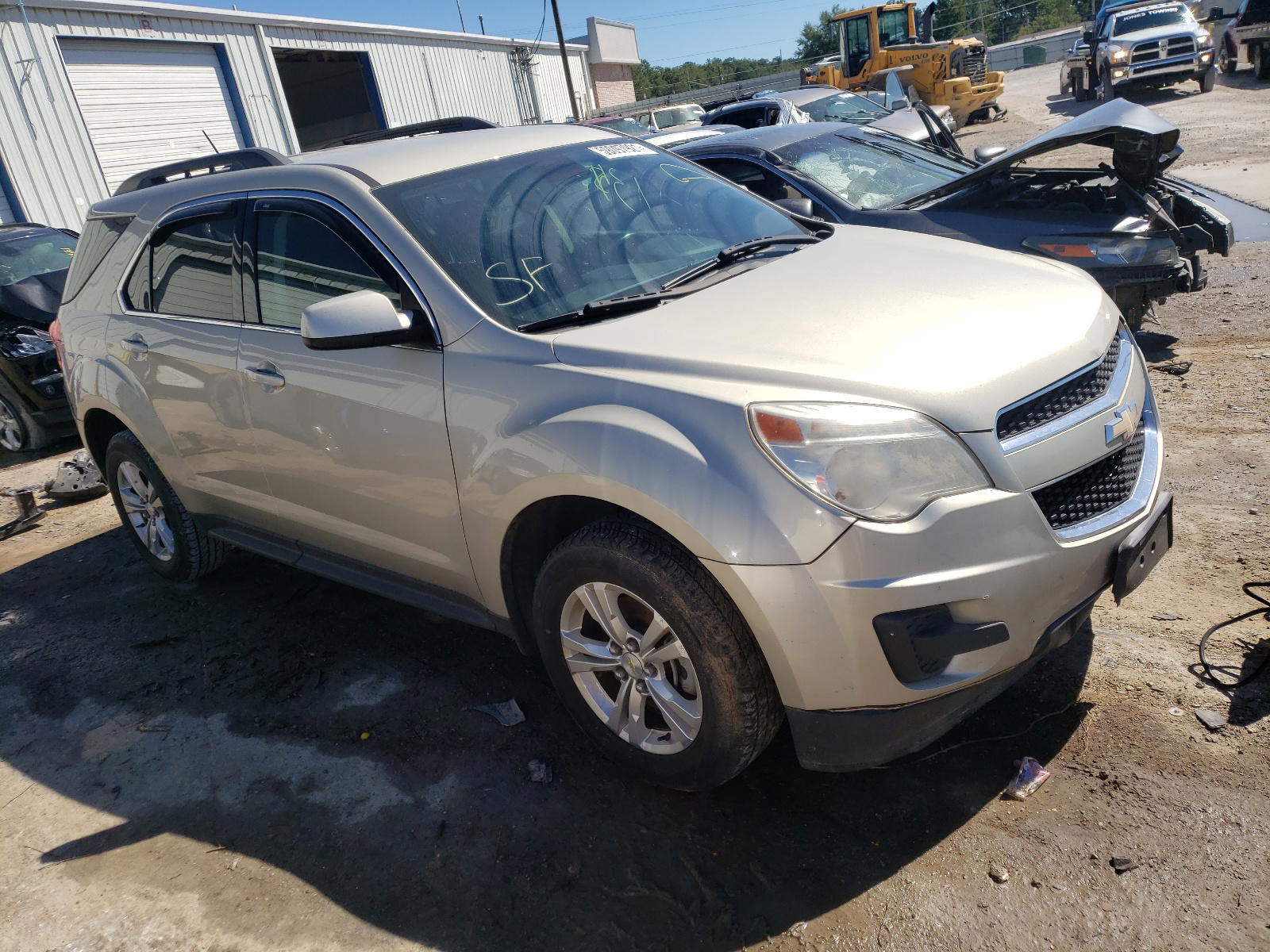 CHEVROLET EQUINOX LT 2015 with VIN 2GNALBEK2F1136877 - Photo from auction