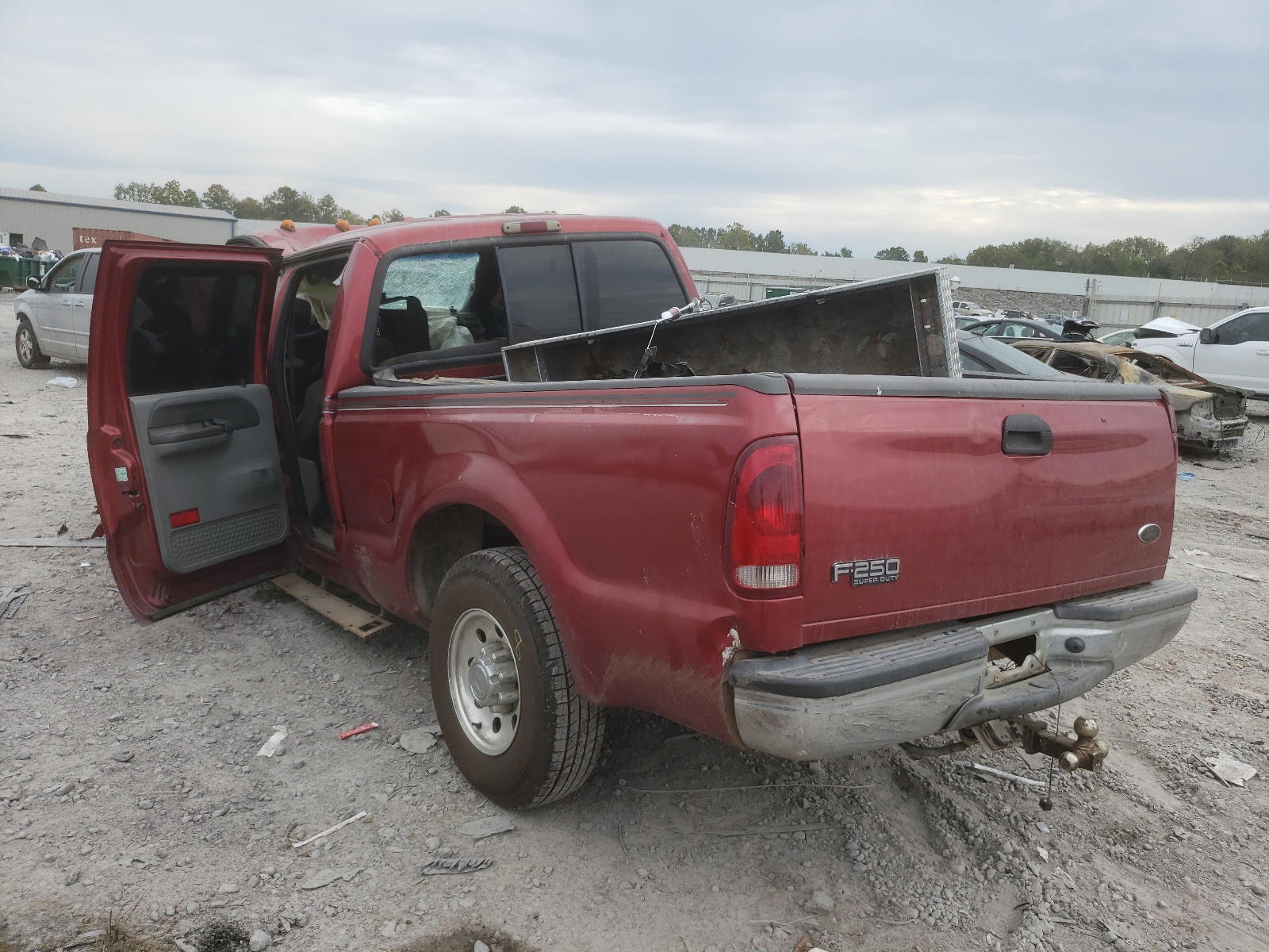 Photo 3 from auction – 2002 FORD F250 SUPER with VIN 1FTNW20L12EA46338