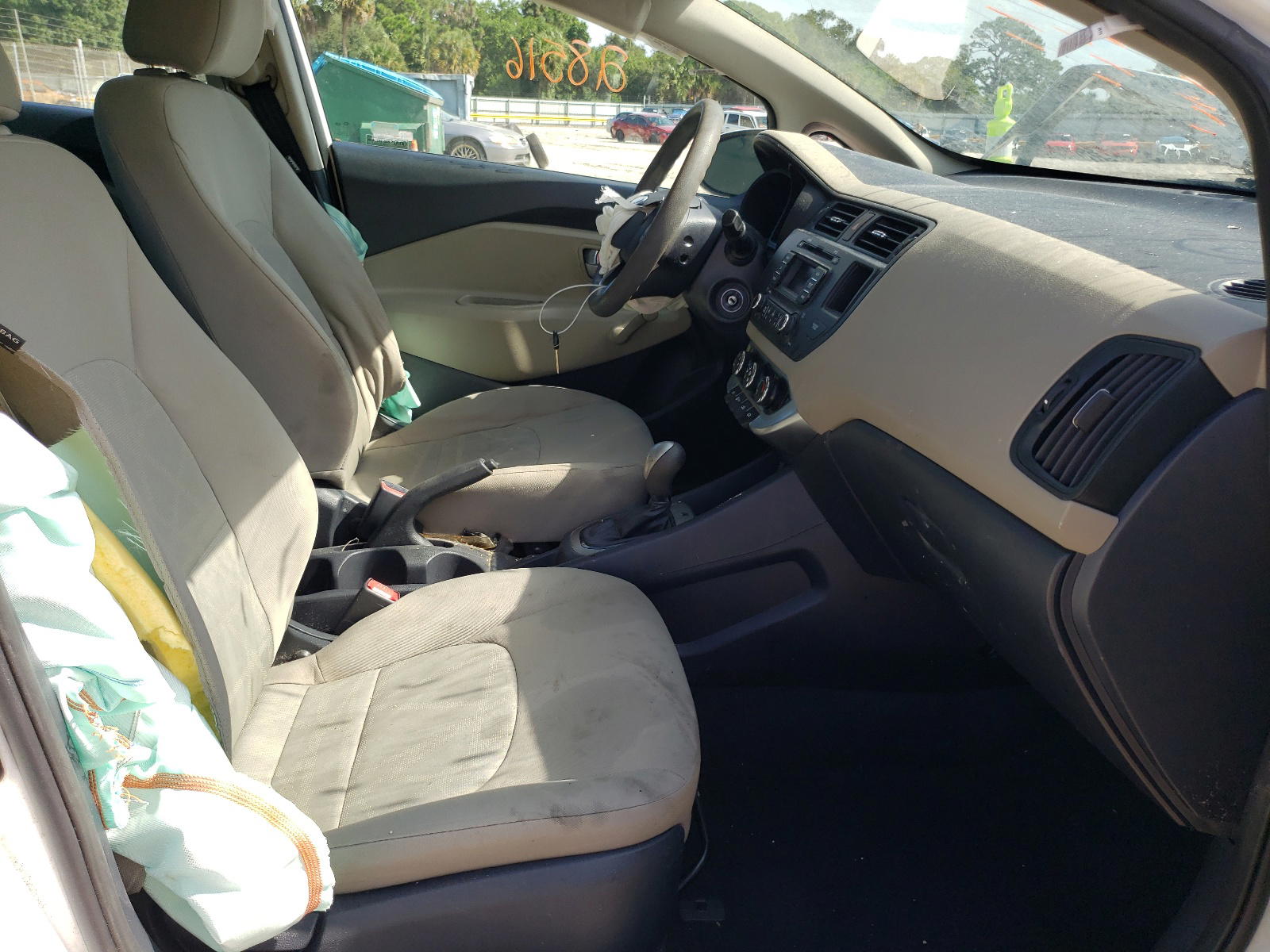 Photo 5 from auction – 2015 KIA RIO LX with VIN KNADM4A36F6424470