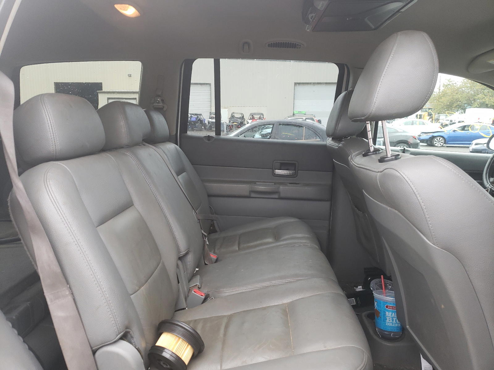 Photo 6 from auction – 2005 DODGE DURANGO SL with VIN 1D4HB48D35F502357