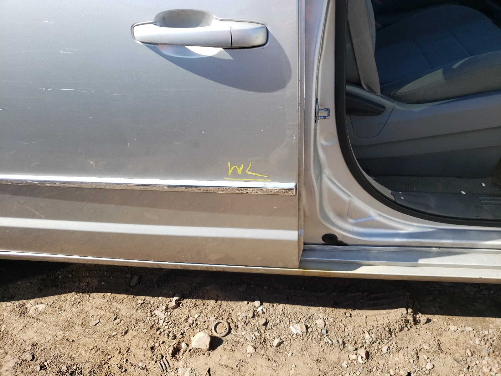 Photo 9 from auction – 2010 CHRYSLER TOWN & COU with VIN 2A4RR5D17AR369937