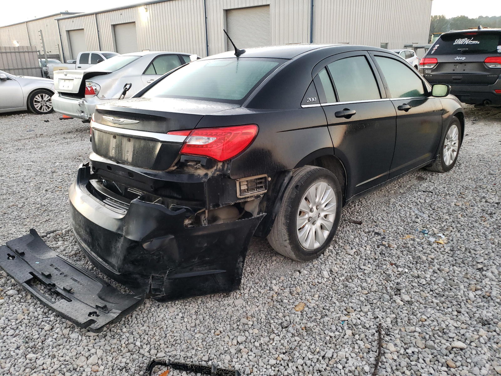 Photo 4 from auction – 2013 CHRYSLER 200 LX with VIN 1C3CCBAB5DN641707
