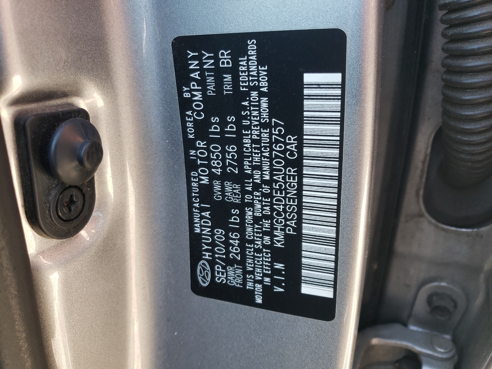 Photo 10 from auction – 2010 HYUNDAI GENESIS 3. with VIN KMHGC4DE5AU076757