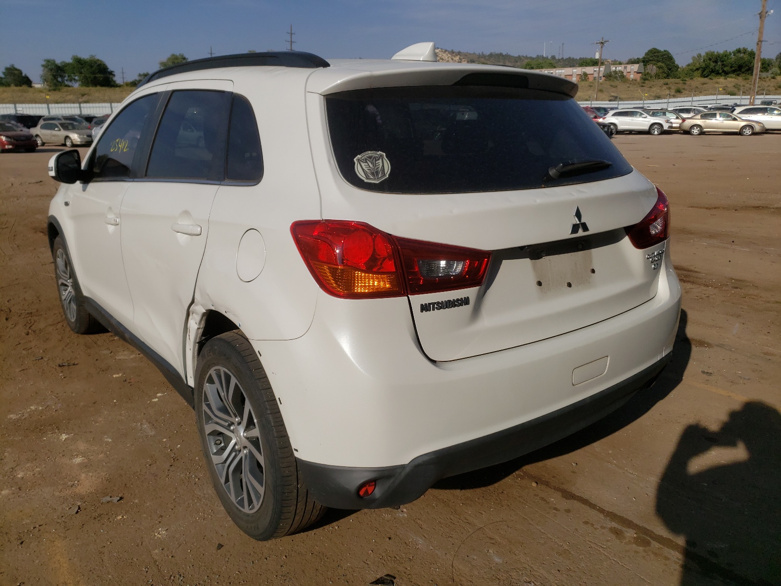 Photo 3 from auction – 2017 MITSUBISHI OUTLANDER with VIN JA4AR4AW2HZ027867