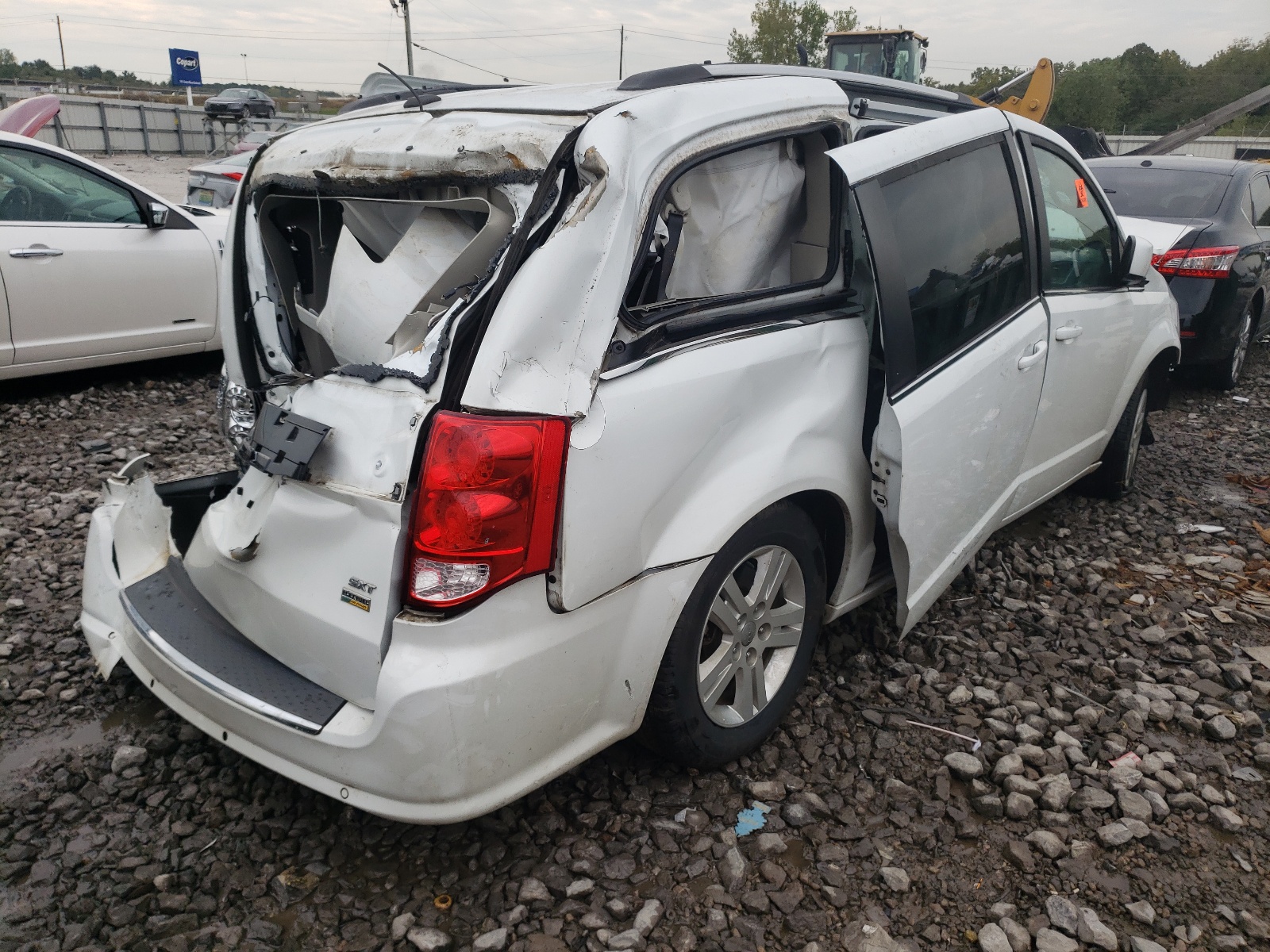 Photo 4 from auction – 2018 DODGE GRAND CARA with VIN 2C4RDGCG5JR210033