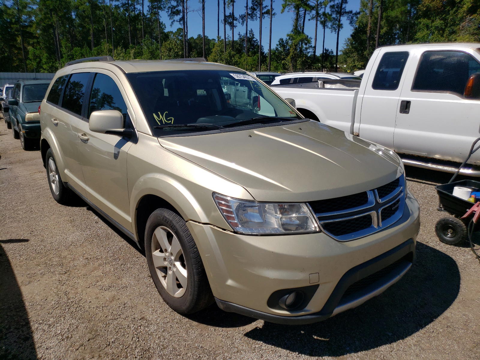DODGE JOURNEY MA 2011 with VIN 3D4PH1FG8BT567907 - Photo from auction