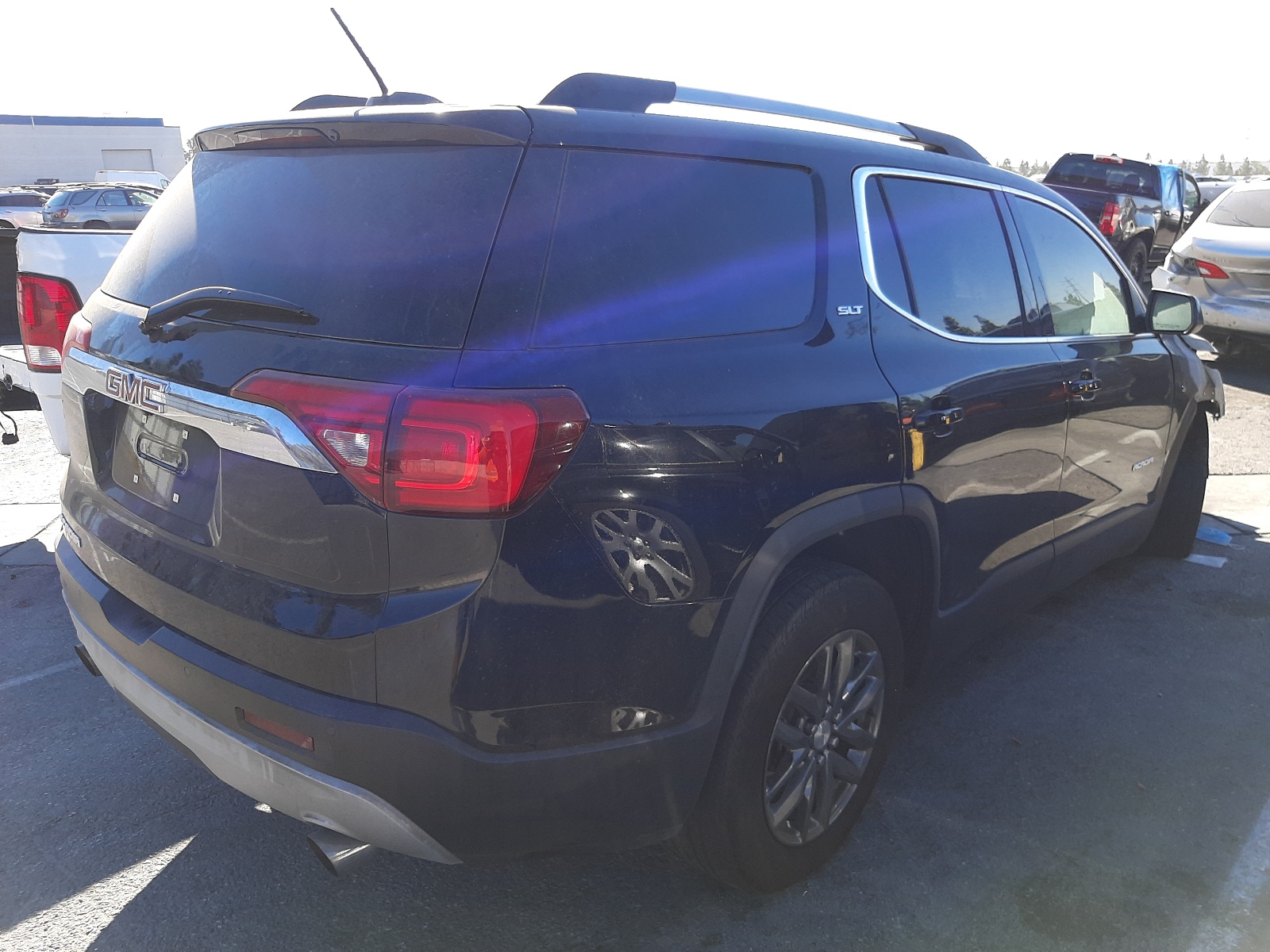 Photo 4 from auction – 2019 GMC ACADIA SLT with VIN 1GKKNMLS5KZ213091