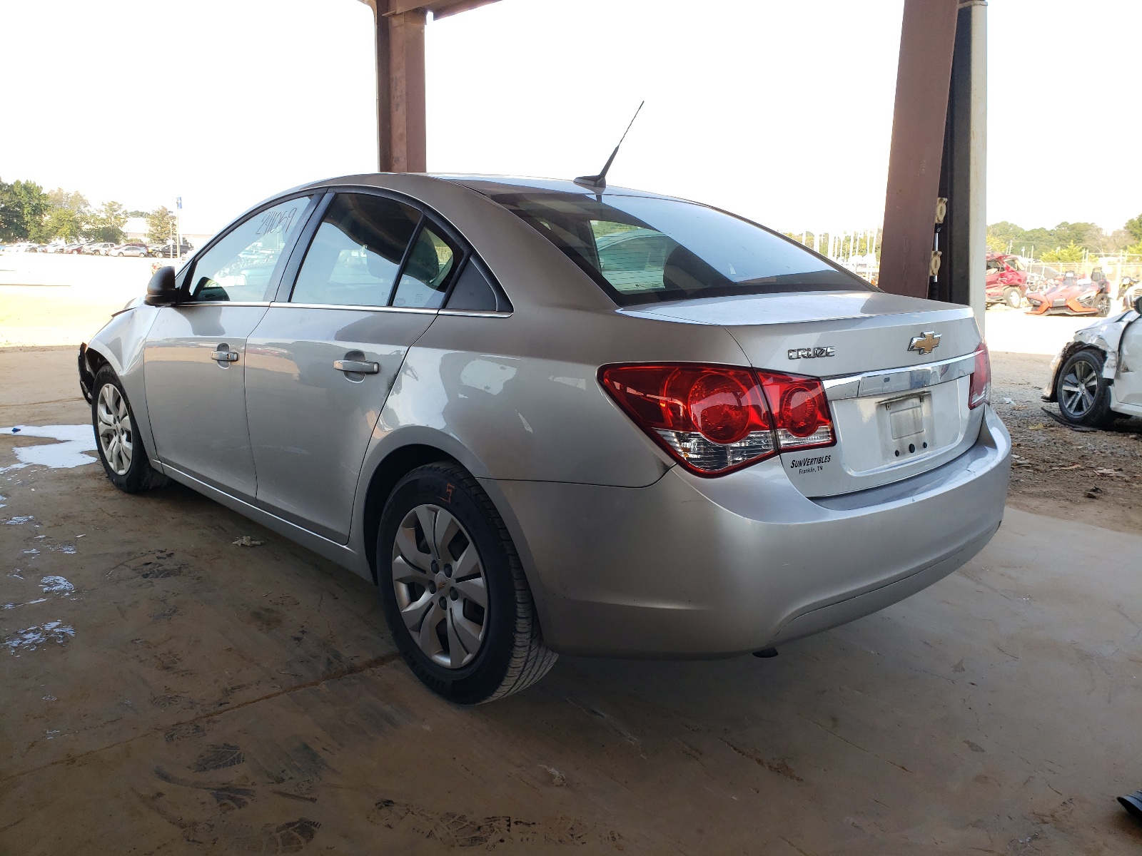 Photo 3 from auction – 2012 CHEVROLET CRUZE with VIN 1G1PC5SH3C7270401