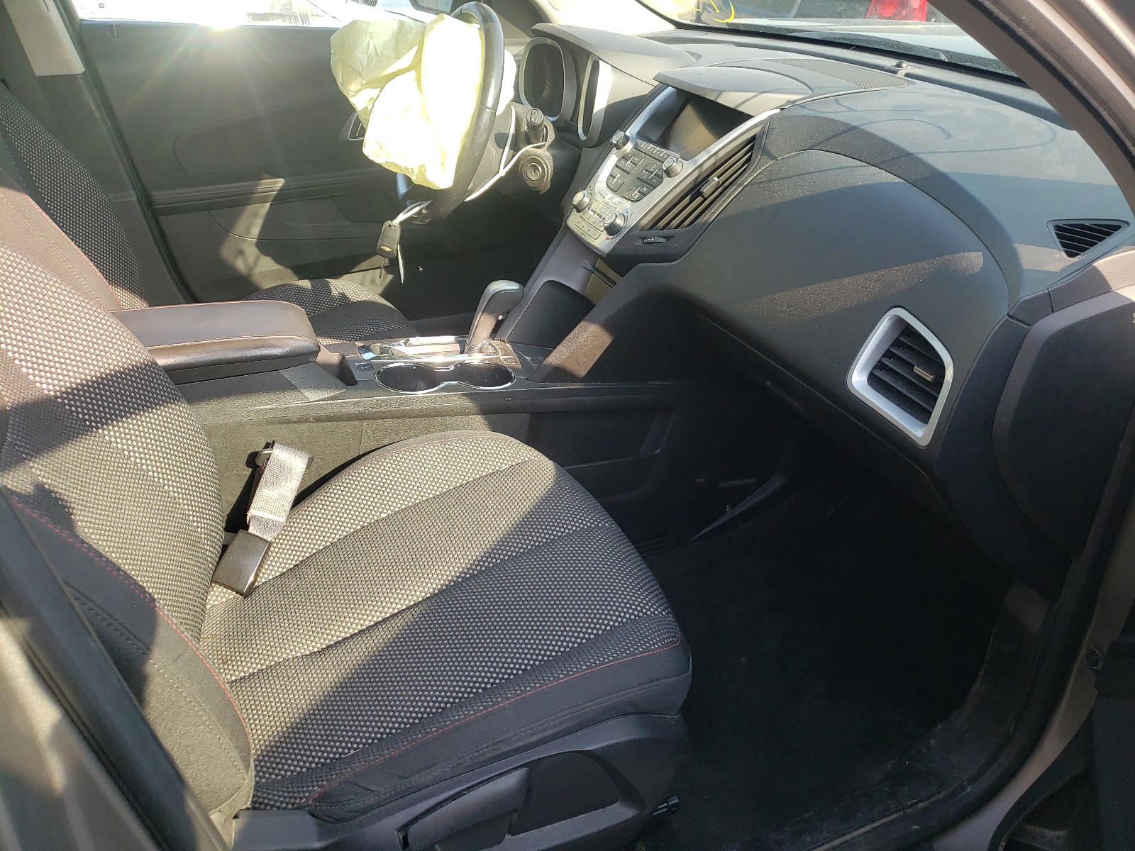 Photo 5 from auction – 2012 CHEVROLET EQUINOX LT with VIN 2GNALDEK1C6239153
