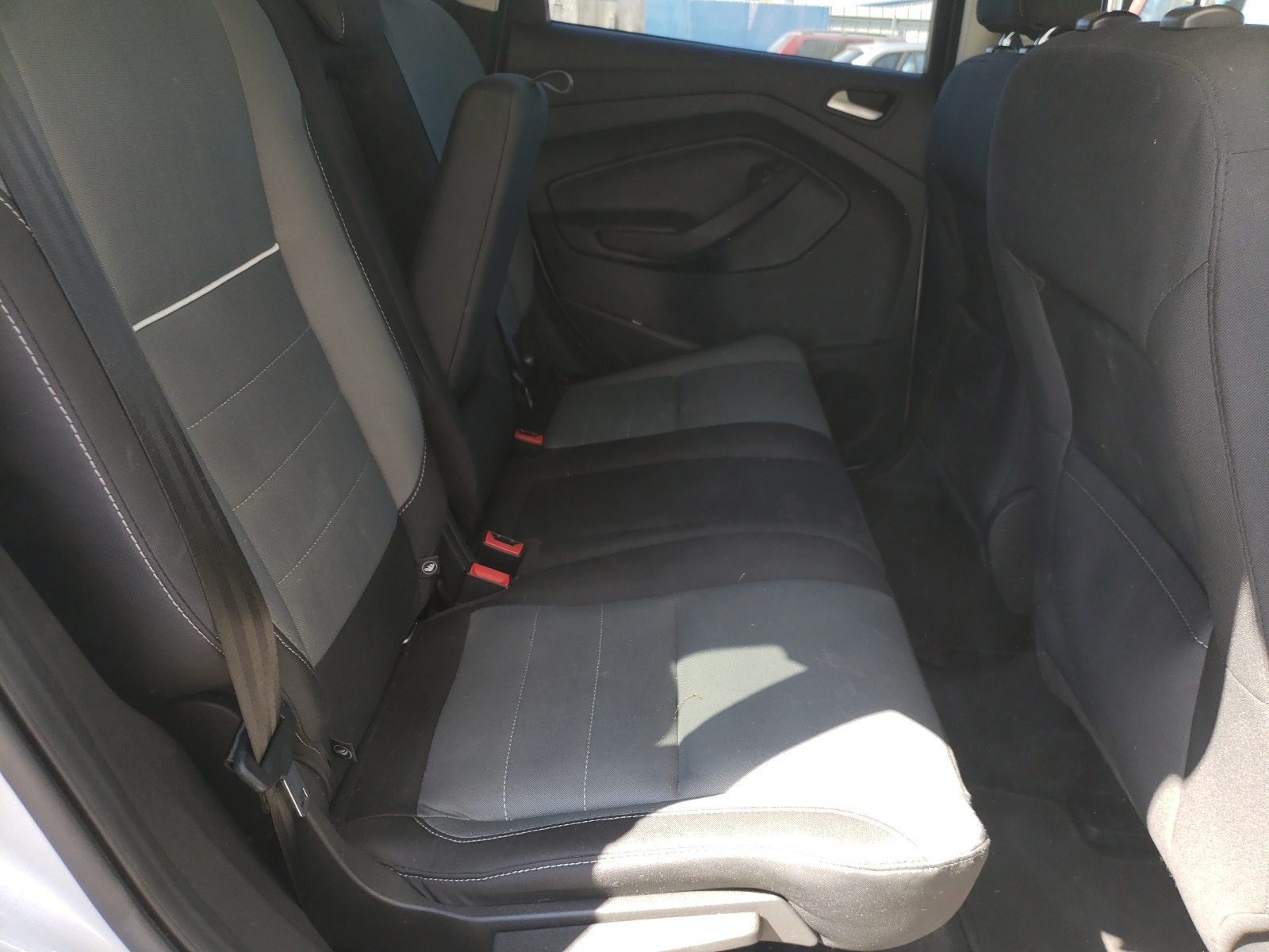 Photo 6 from auction – 2015 FORD ESCAPE SE with VIN 1FMCU0G95FUA73772