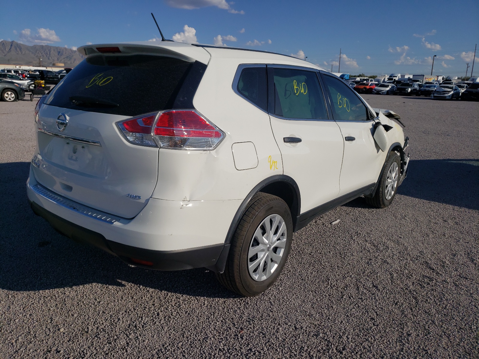 Photo 4 from auction – 2016 NISSAN ROGUE S with VIN JN8AT2MV5GW138013