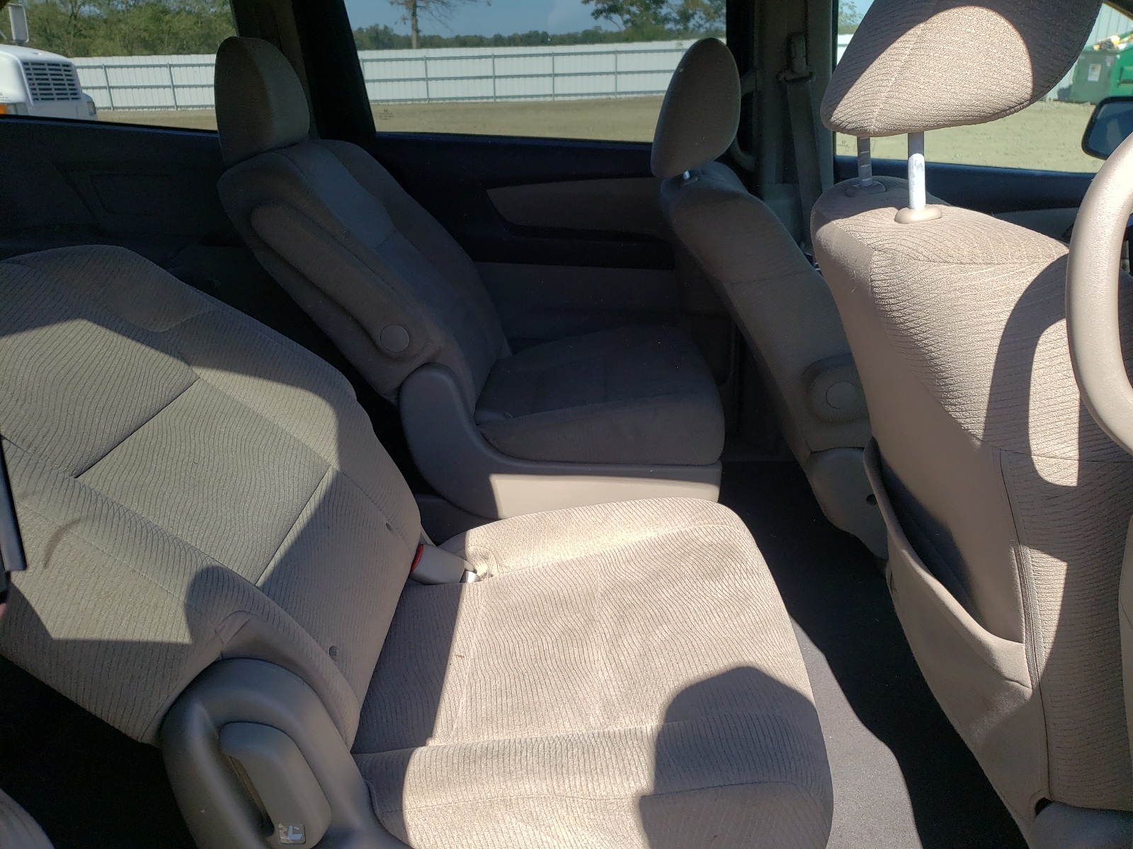 Photo 6 from auction – 2012 HONDA ODYSSEY LX with VIN 5FNRL5H22CB101838