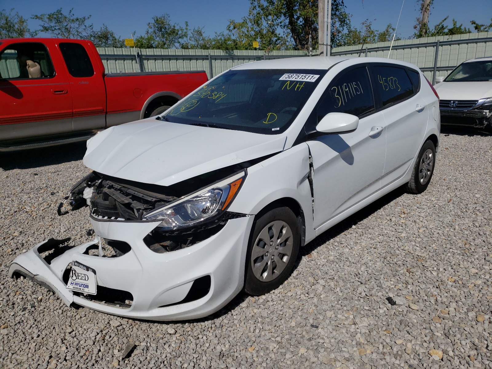 Photo 2 from auction – 2017 HYUNDAI ACCENT SE with VIN KMHCT5AE5HU340384