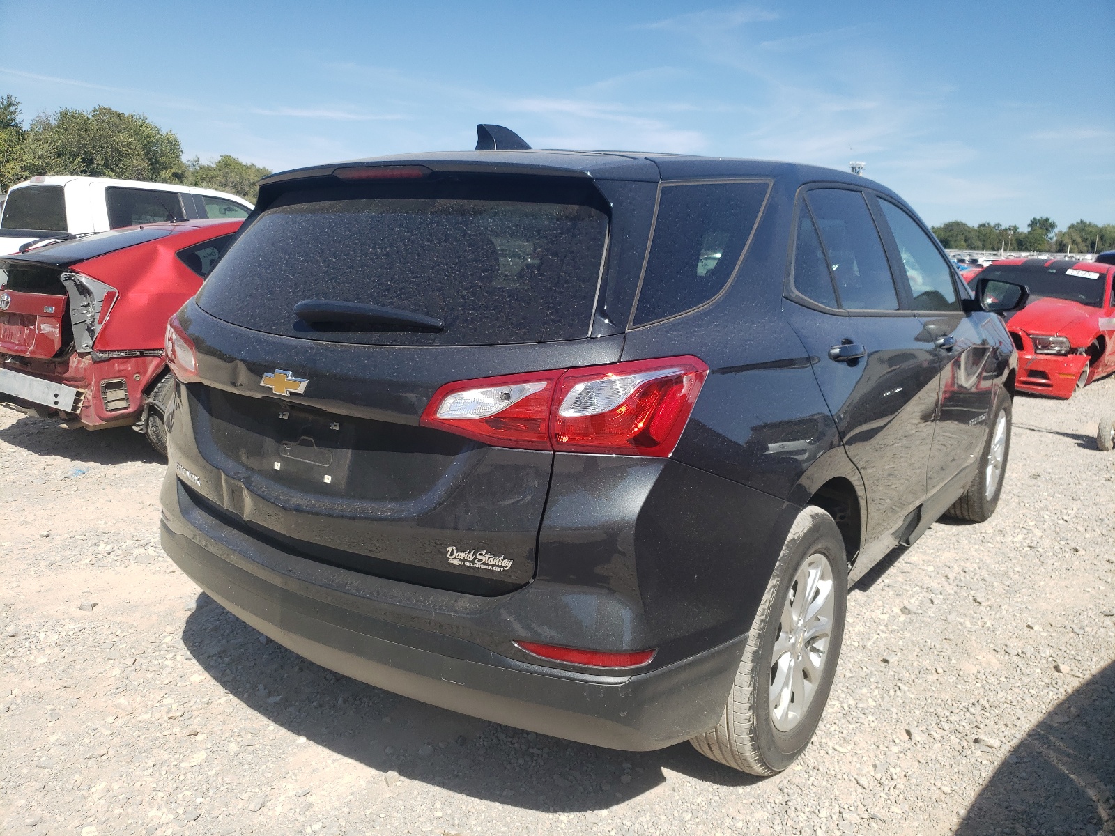 Photo 4 from auction – 2020 CHEVROLET EQUINOX LS with VIN 2GNAXHEV9L6279986