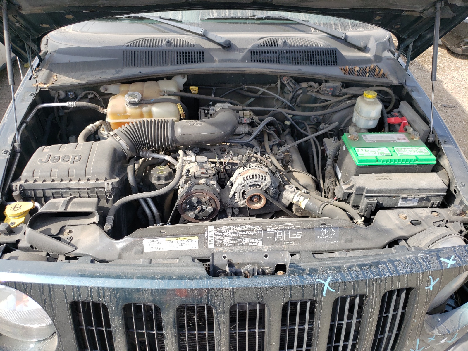 Photo 7 from auction – 2005 JEEP LIBERTY RE with VIN 1J4GL38K95W726919