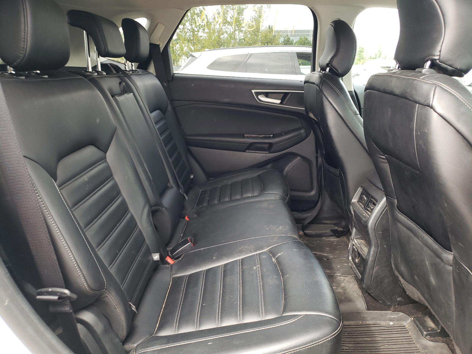 Photo 6 from auction – 2019 FORD EDGE SEL with VIN 2FMPK3J94KBC07480