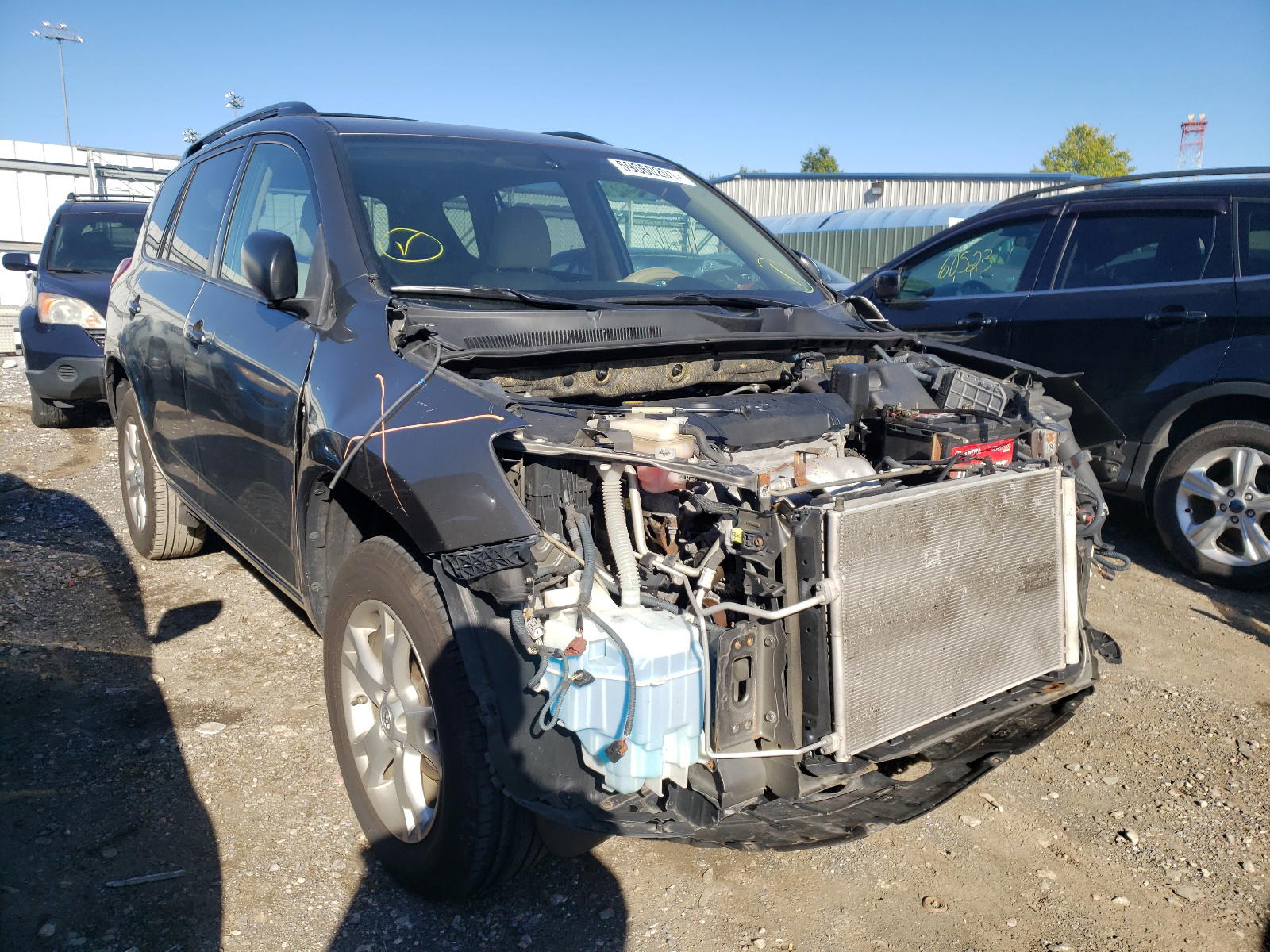 TOYOTA RAV4 2011 with VIN JTMBF4DV4B5049695 - Photo from auction