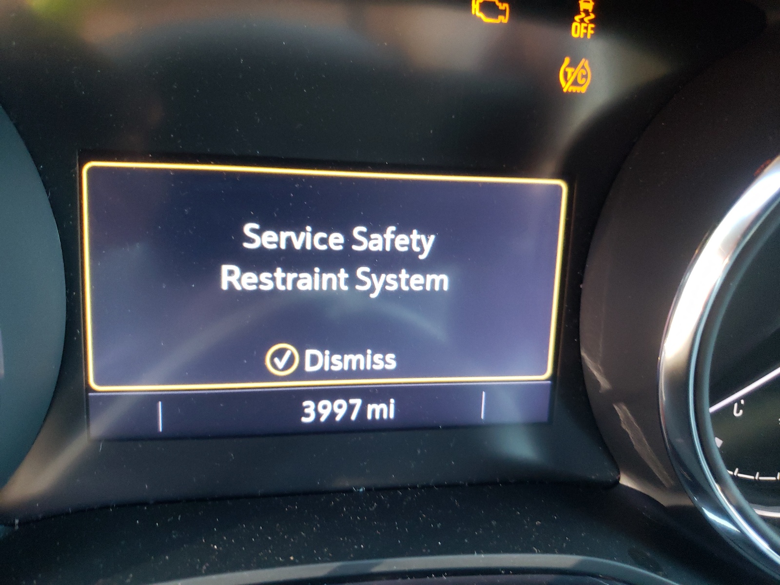 Photo 8 from auction – 2021 BUICK ENCORE GX with VIN KL4MMESLXMB111640