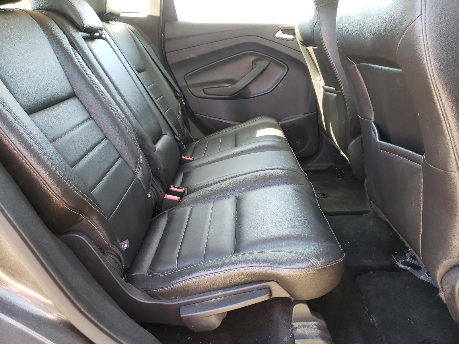 Photo 6 from auction – 2015 FORD C-MAX PREM with VIN 1FADP5CU0FL108527