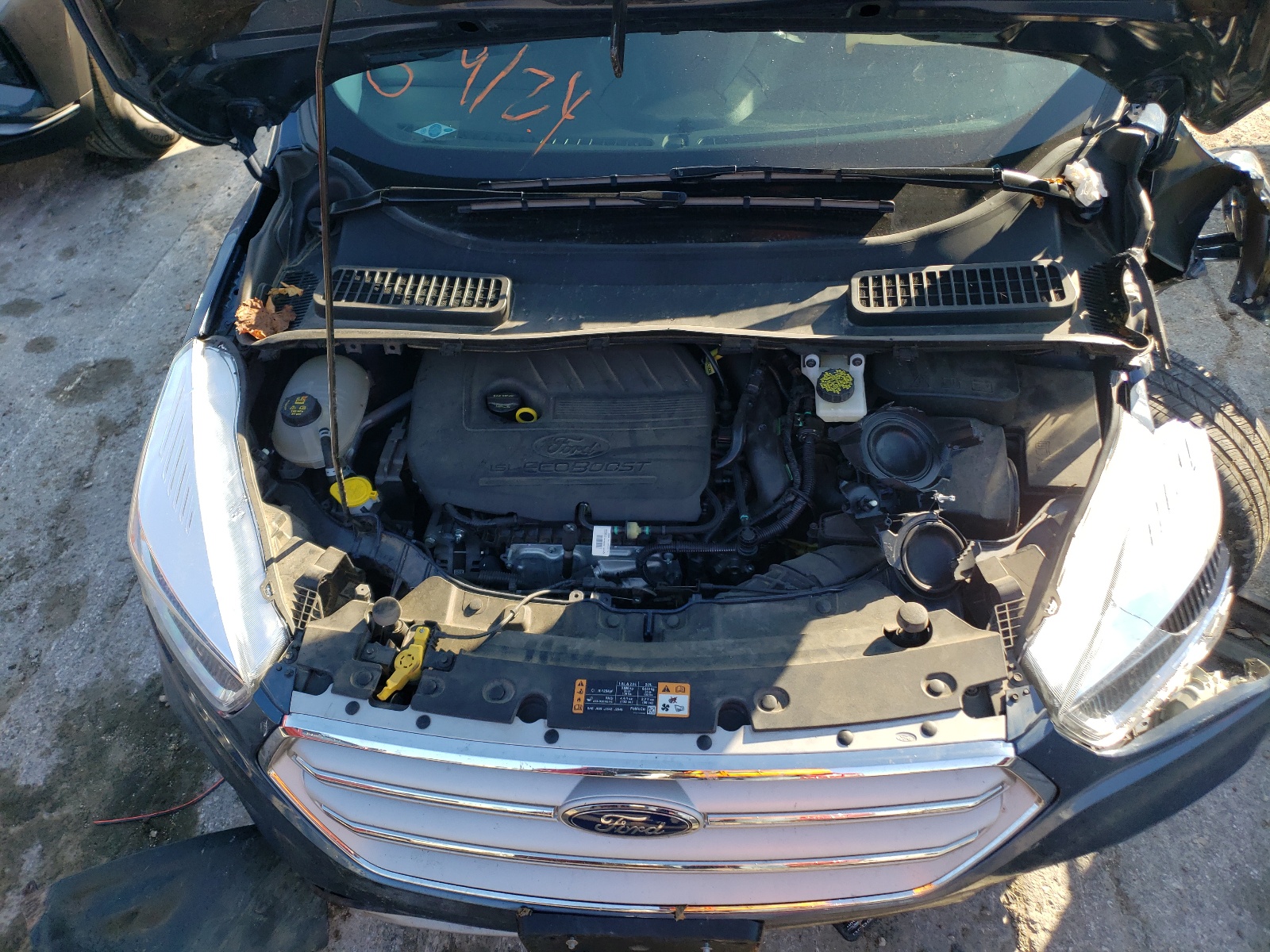 Photo 7 from auction – 2018 FORD ESCAPE SE with VIN 1FMCU9GD9JUA64168