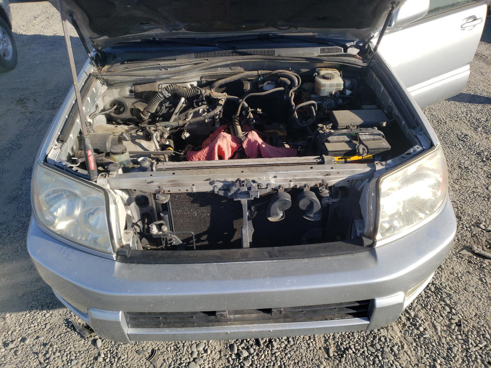 Photo 11 from auction – 2004 TOYOTA 4RUNNER LI with VIN JTEZU17RX40025544