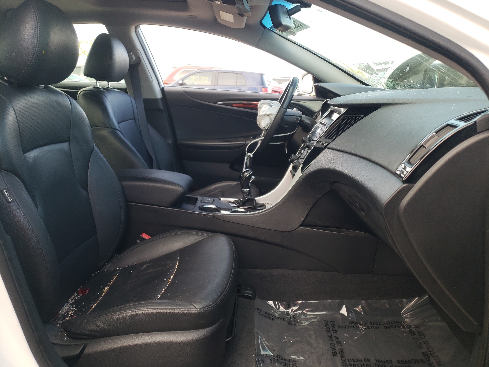Photo 5 from auction – 2013 HYUNDAI SONATA SE with VIN 5NPEC4AC7DH572771
