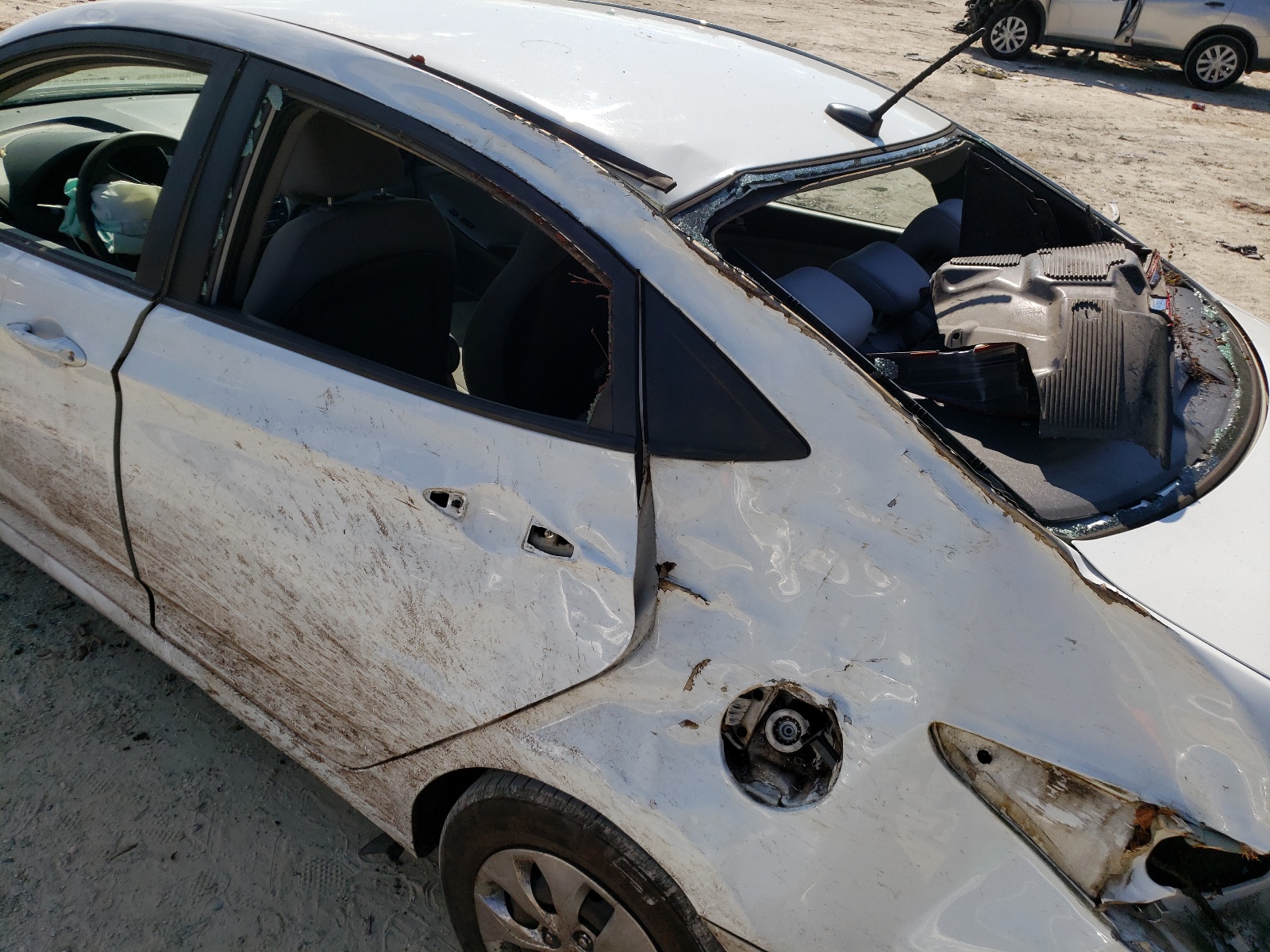 Photo 9 from auction – 2017 HYUNDAI ACCENT SE with VIN KMHCT4AE2HU272135