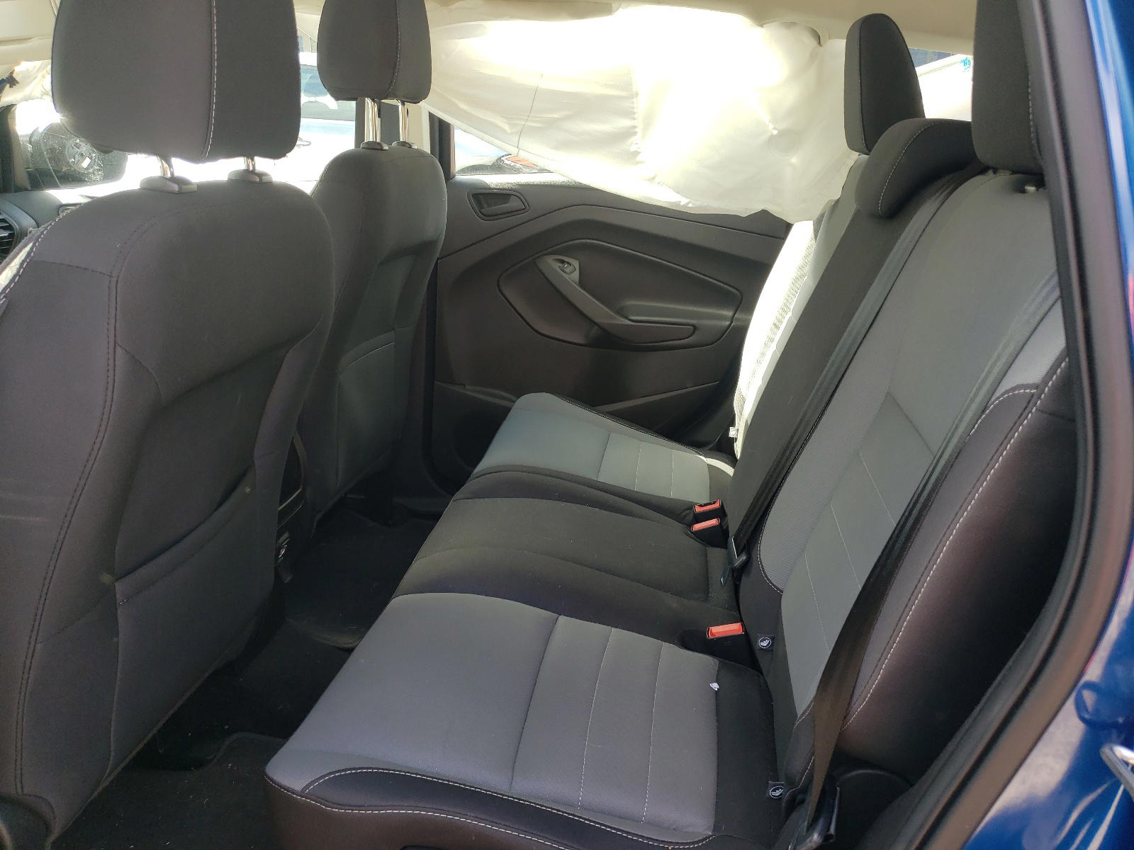 Photo 6 from auction – 2017 FORD ESCAPE S with VIN 1FMCU0F76HUD71007