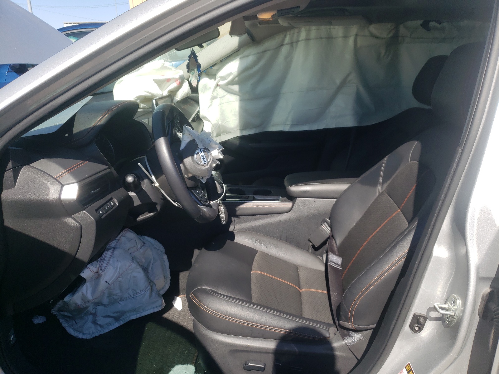Photo 5 from auction – 2020 NISSAN ALTIMA SR with VIN 1N4BL4CV0LC230869