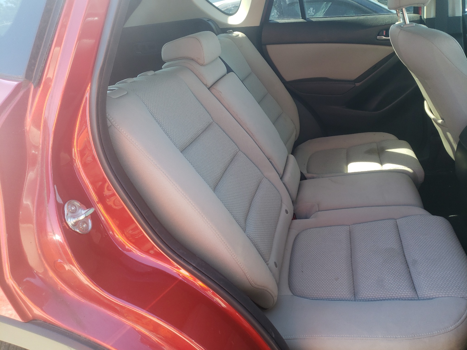 Photo 6 from auction – 2016 MAZDA CX-5 TOURI with VIN JM3KE4CYXG0661121