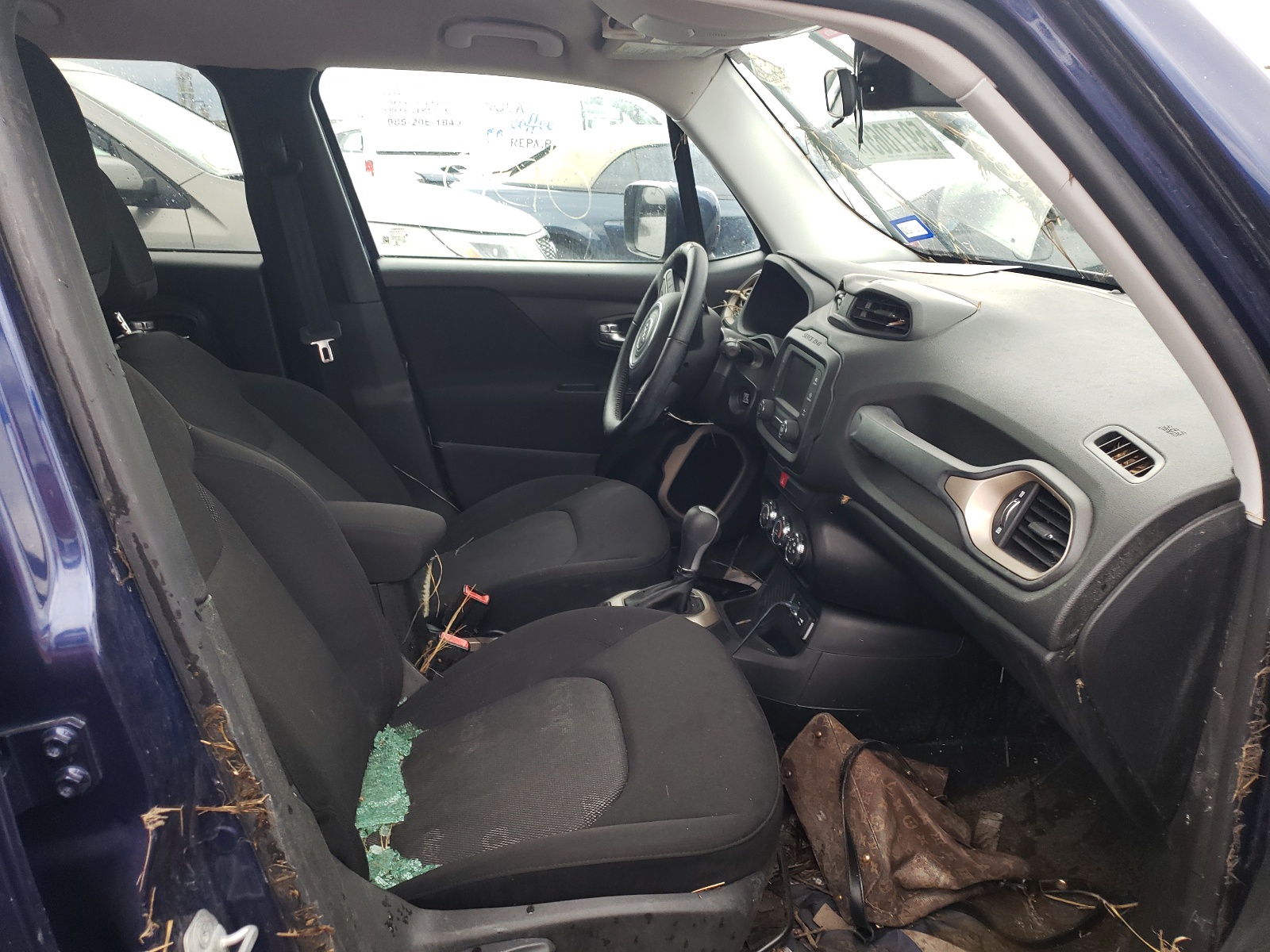 Photo 5 from auction – 2016 JEEP RENEGADE L with VIN ZACCJABT5GPC95589
