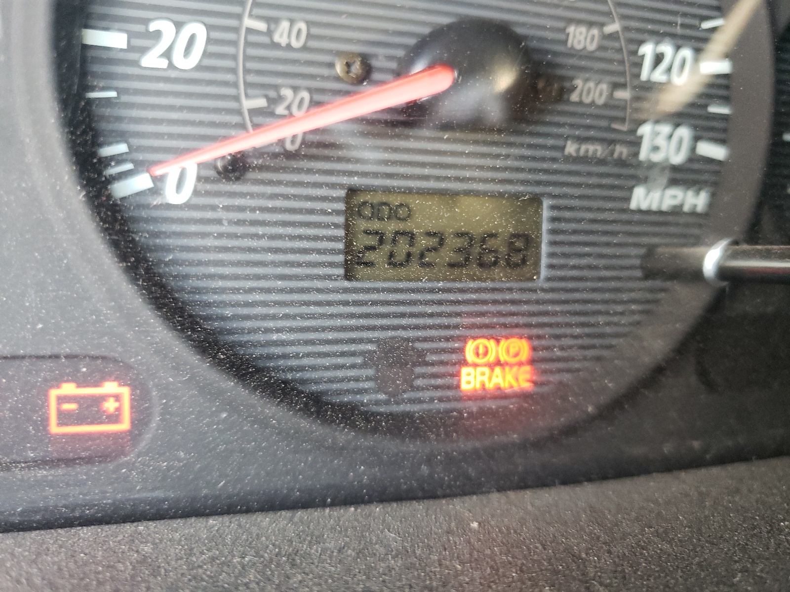 Photo 8 from auction – 2003 HYUNDAI SANTA FE G with VIN KM8SC73D13U430734