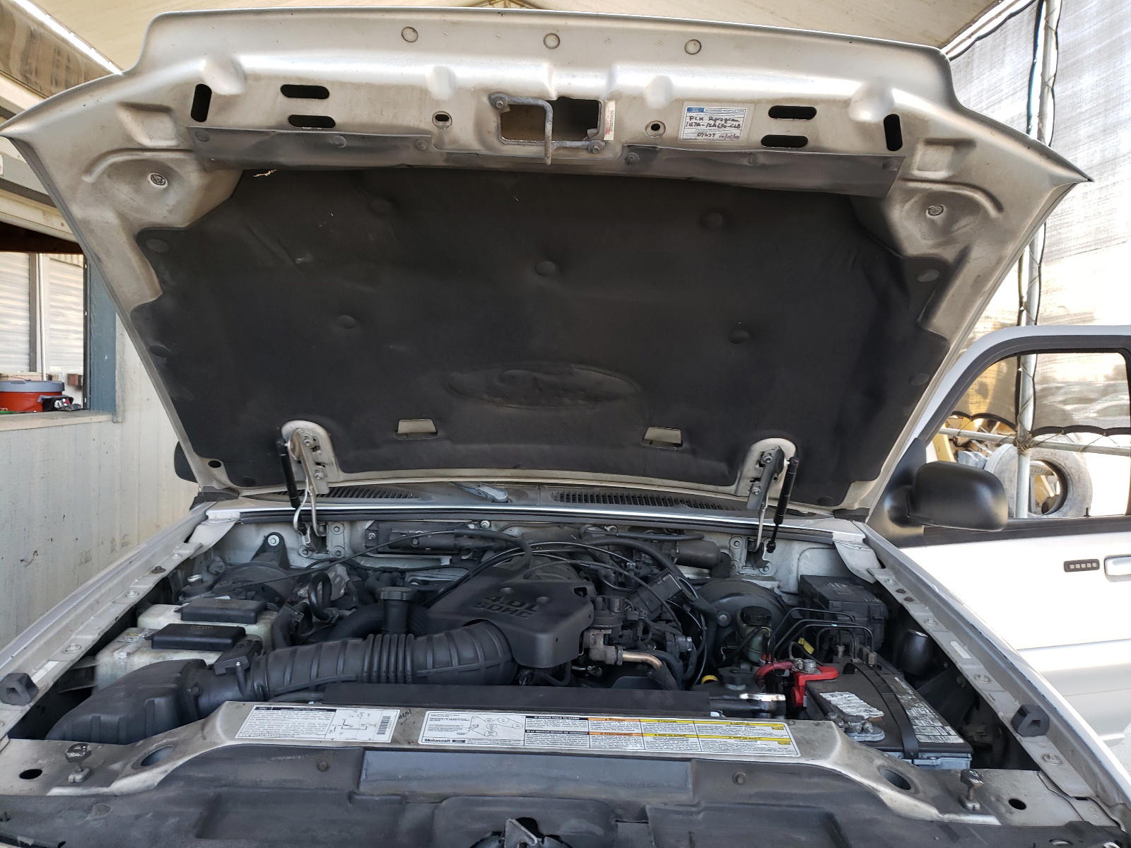 Photo 7 from auction – 2002 FORD EXPLORER S with VIN 1FMZU67E82UA99111