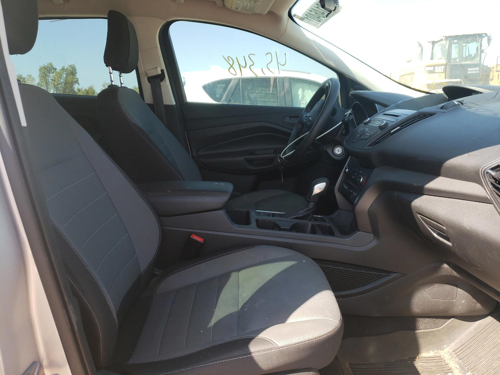 Photo 5 from auction – 2018 FORD ESCAPE S with VIN 1FMCU0F79JUA30593