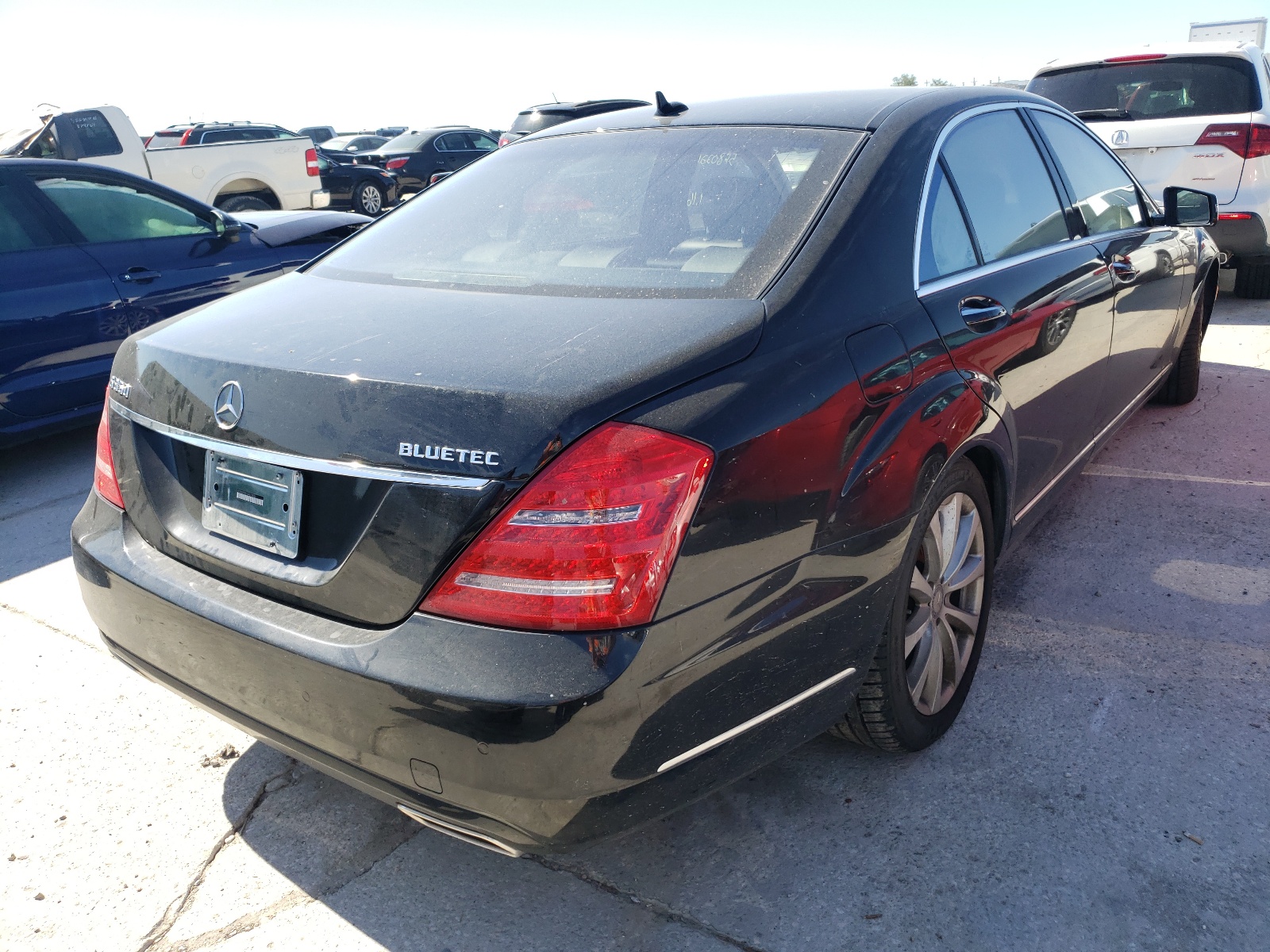 Photo 4 from auction – 2013 MERCEDES-BENZ S with VIN WDDNG8DB1DA528535