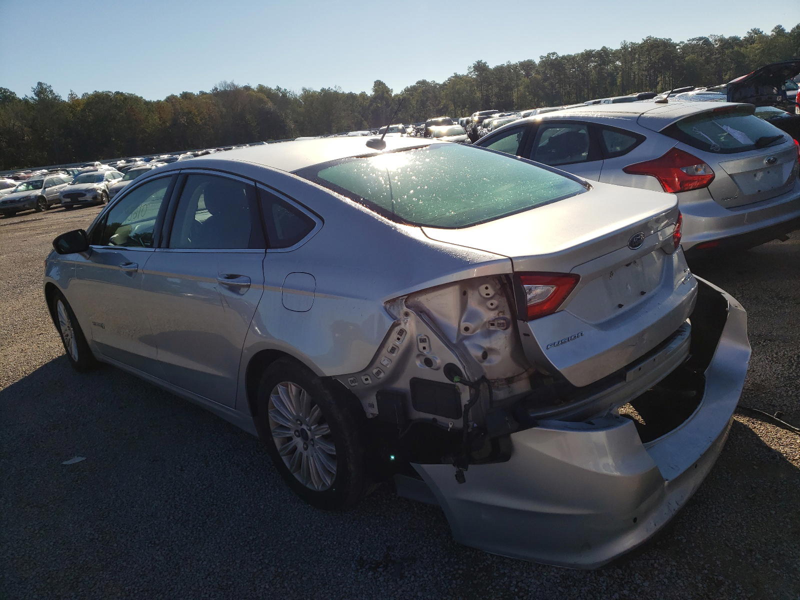 Photo 3 from auction – 2016 FORD FUSION SE with VIN 3FA6P0LU8GR333390