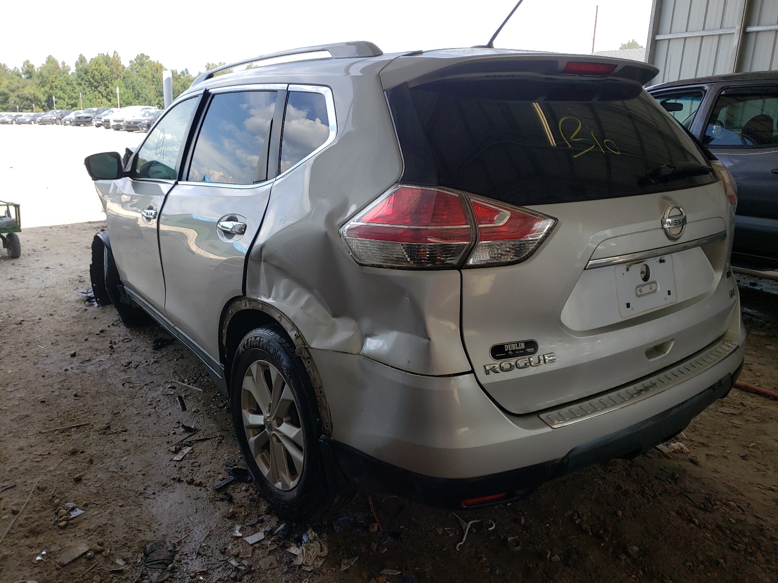 Photo 3 from auction – 2015 NISSAN ROGUE S with VIN 5N1AT2MT8FC801242
