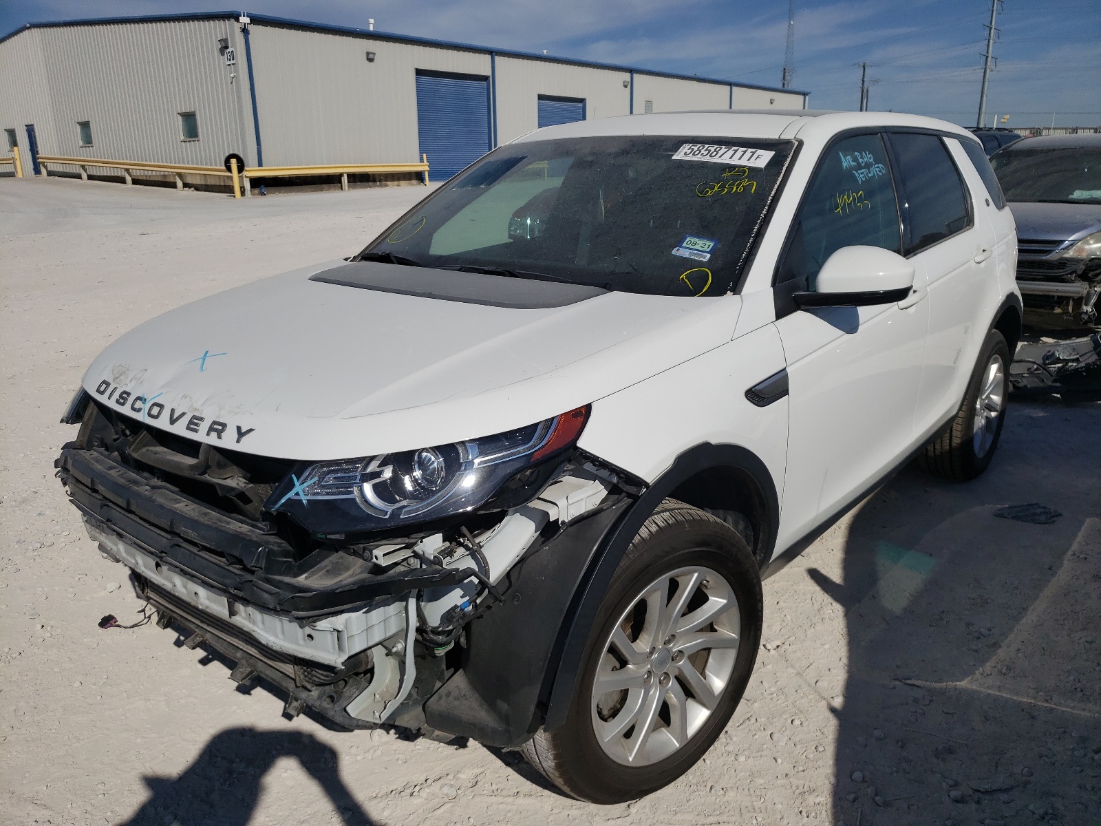 Photo 2 from auction – 2016 LAND ROVER DISCOVERY with VIN SALCR2BGXGH625583
