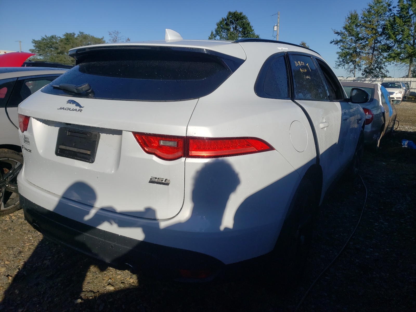 Photo 4 from auction – 2019 JAGUAR F-PACE PRE with VIN SADCJ2FX3KA361931