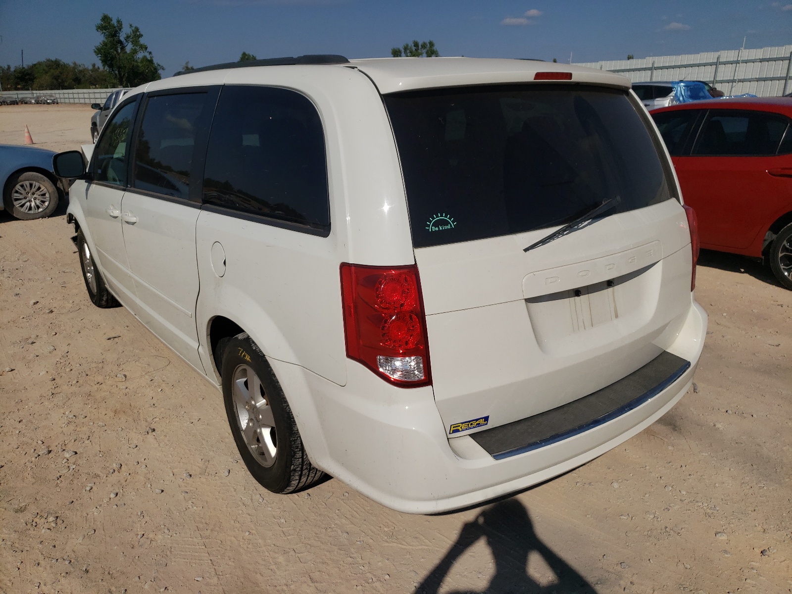 صورة رقم 3 من المزاد - 2012 DODGE GRAND CARA مع VIN 2C4RDGCG3CR279192