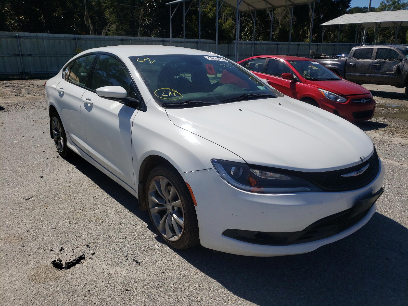 CHRYSLER 200 S 2015 with VIN 1C3CCCBB9FN533842 - Photo from auction