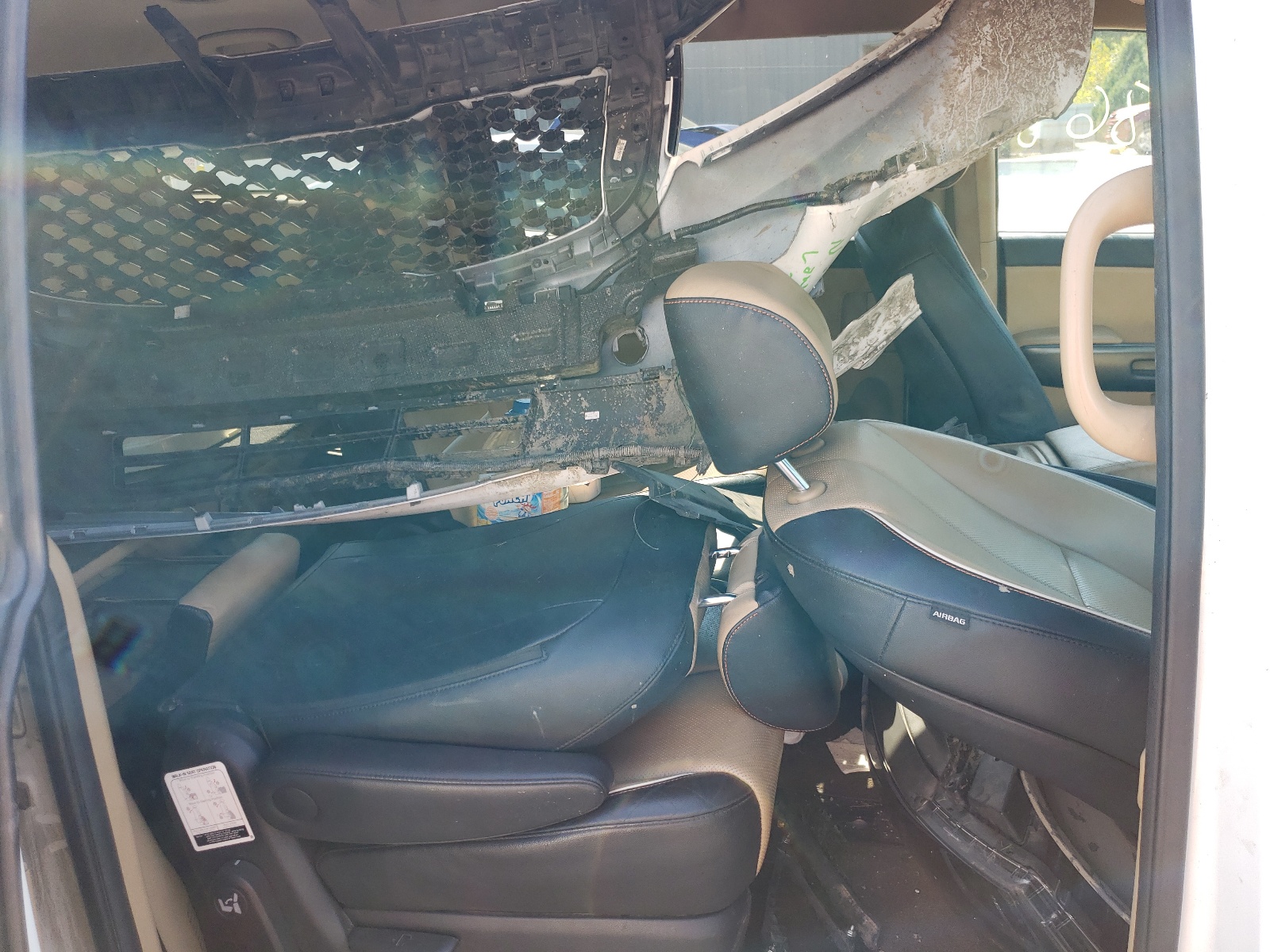 Photo 6 from auction – 2017 KIA SEDONA LX with VIN KNDMB5C14H6335705
