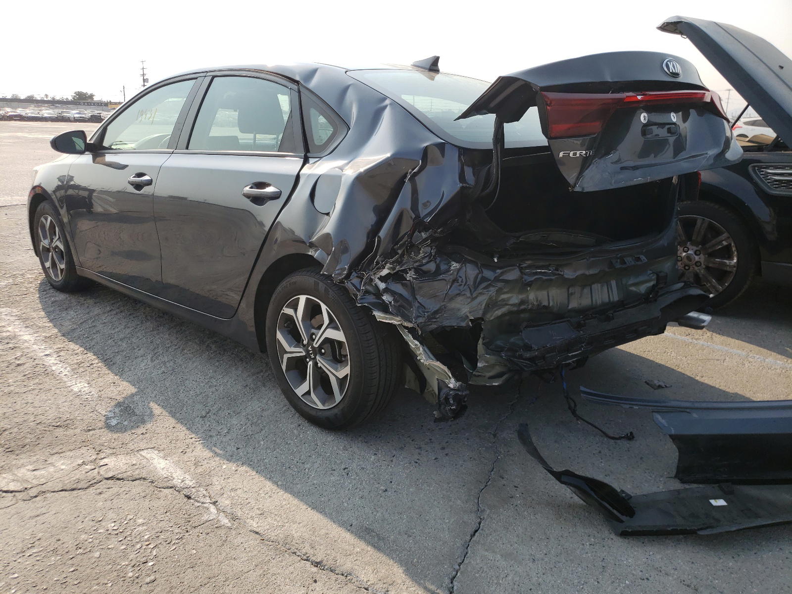 Photo 3 from auction – 2019 KIA FORTE FE with VIN 3KPF24AD2KE093367