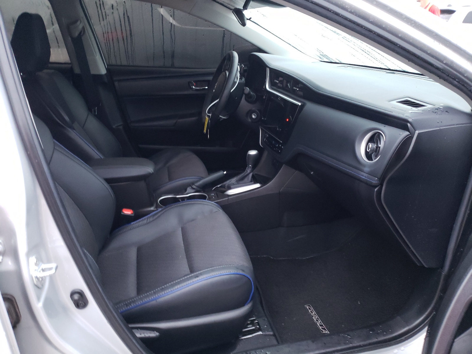 Photo 5 from auction – 2018 TOYOTA COROLLA L with VIN 5YFBURHE6JP757560