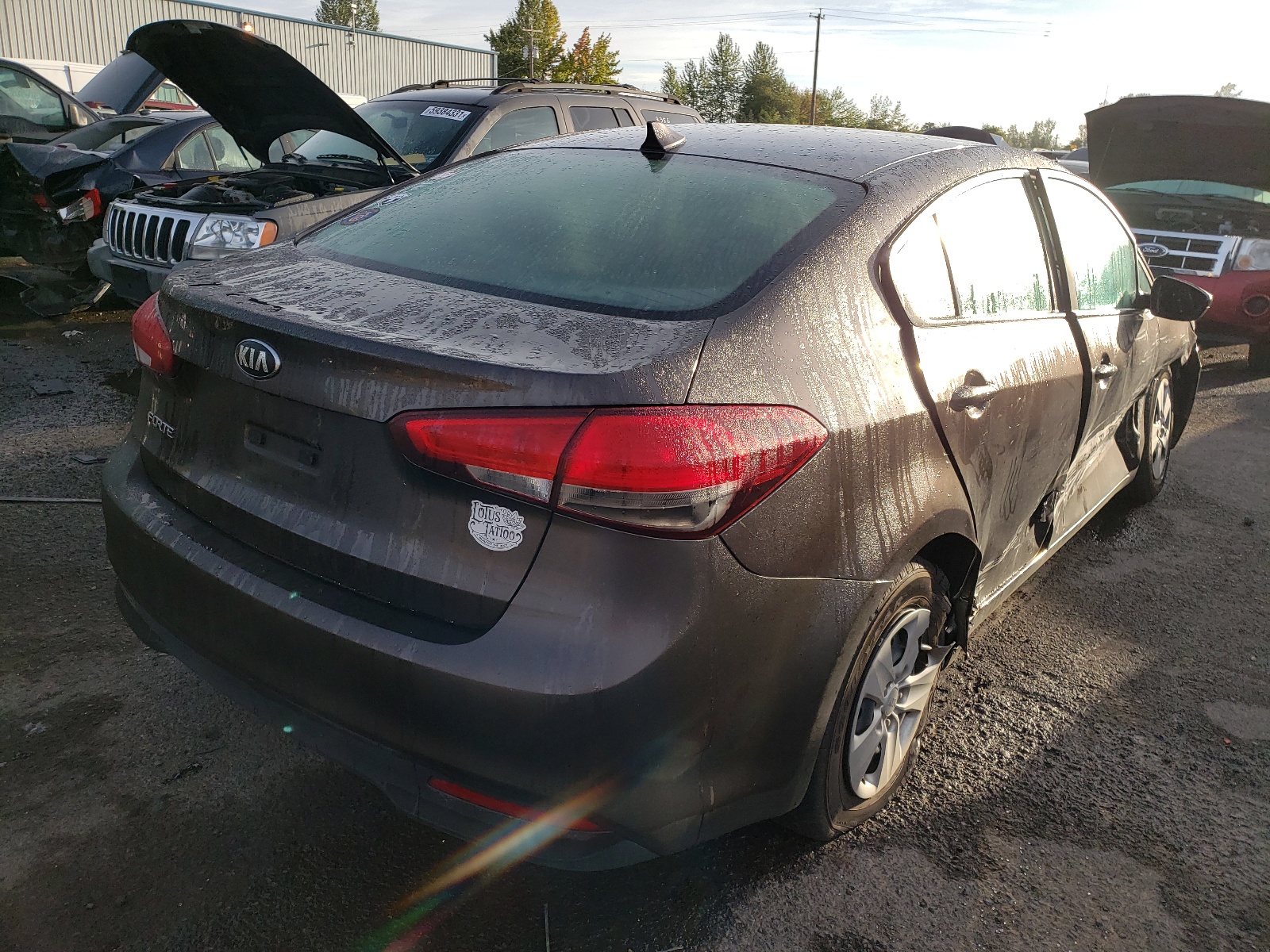 Photo 4 from auction – 2017 KIA FORTE LX with VIN 3KPFL4A79HE107054