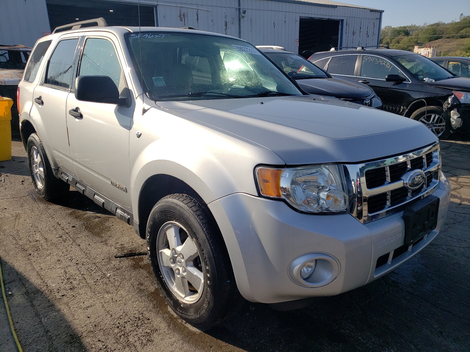 Photo 1 from auction – 2008 FORD ESCAPE XLT with VIN 1FMCU03128KB12834