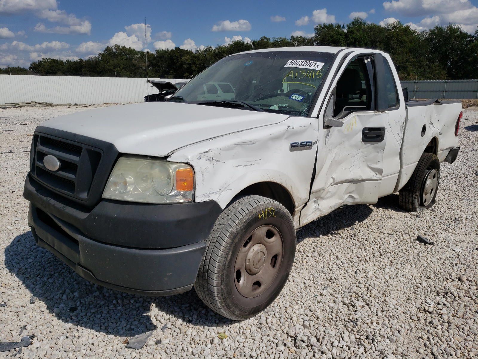 Photo 2 from auction – 2007 FORD F150 with VIN 1FTRF12257NA13415