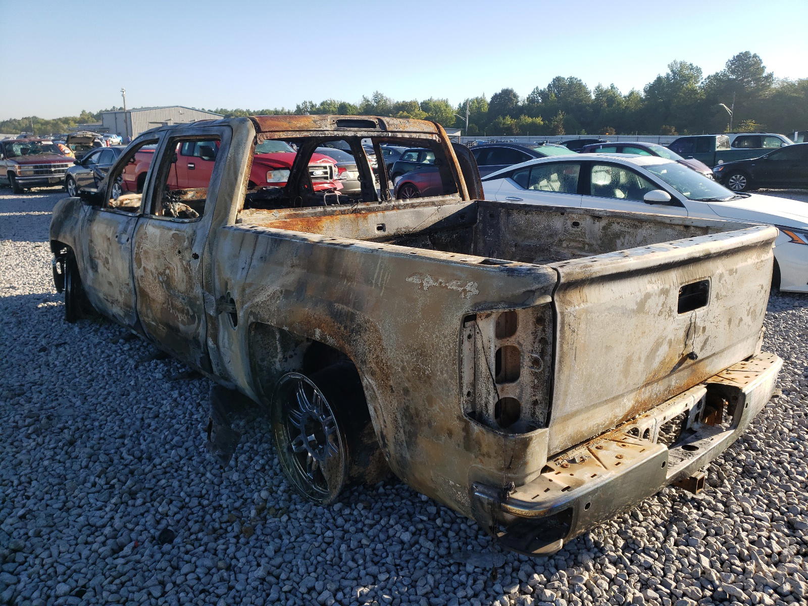 Photo 3 from auction – 2015 CHEVROLET SILVERADO with VIN 3GCUKSEC0FG233391