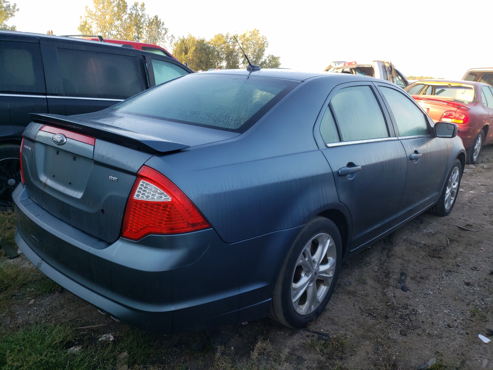 Photo 4 from auction – 2012 FORD FUSION SE with VIN 3FAHP0HA2CR435821