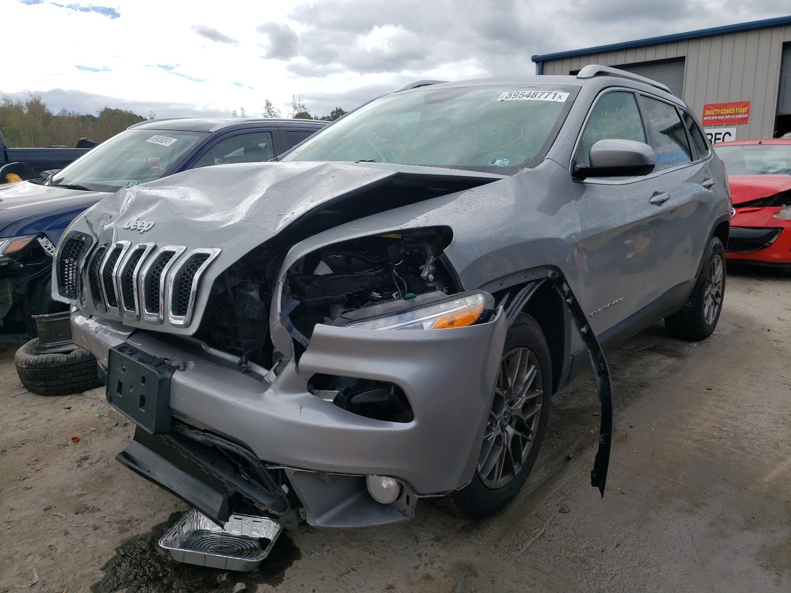 Photo 2 from auction – 2015 JEEP CHEROKEE L with VIN 1C4PJMCS3FW615079